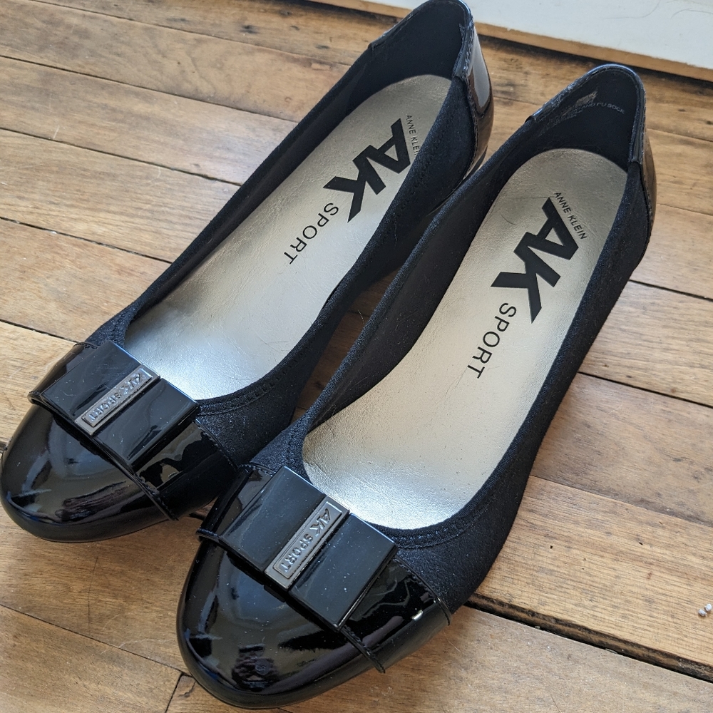 Anne Klein wedge pumps